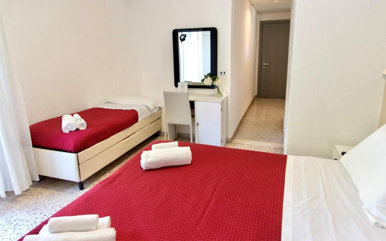 Economy Triple Room,1147270075:JPEG